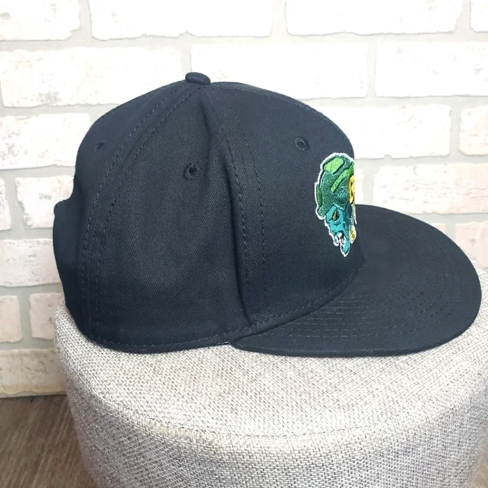 OTTO GOLD GLOVE Gamers Snapback Hat